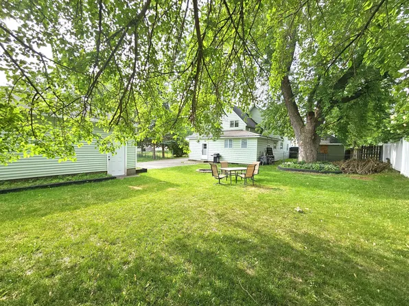 1212 24th St, Manistee, MI 49660
