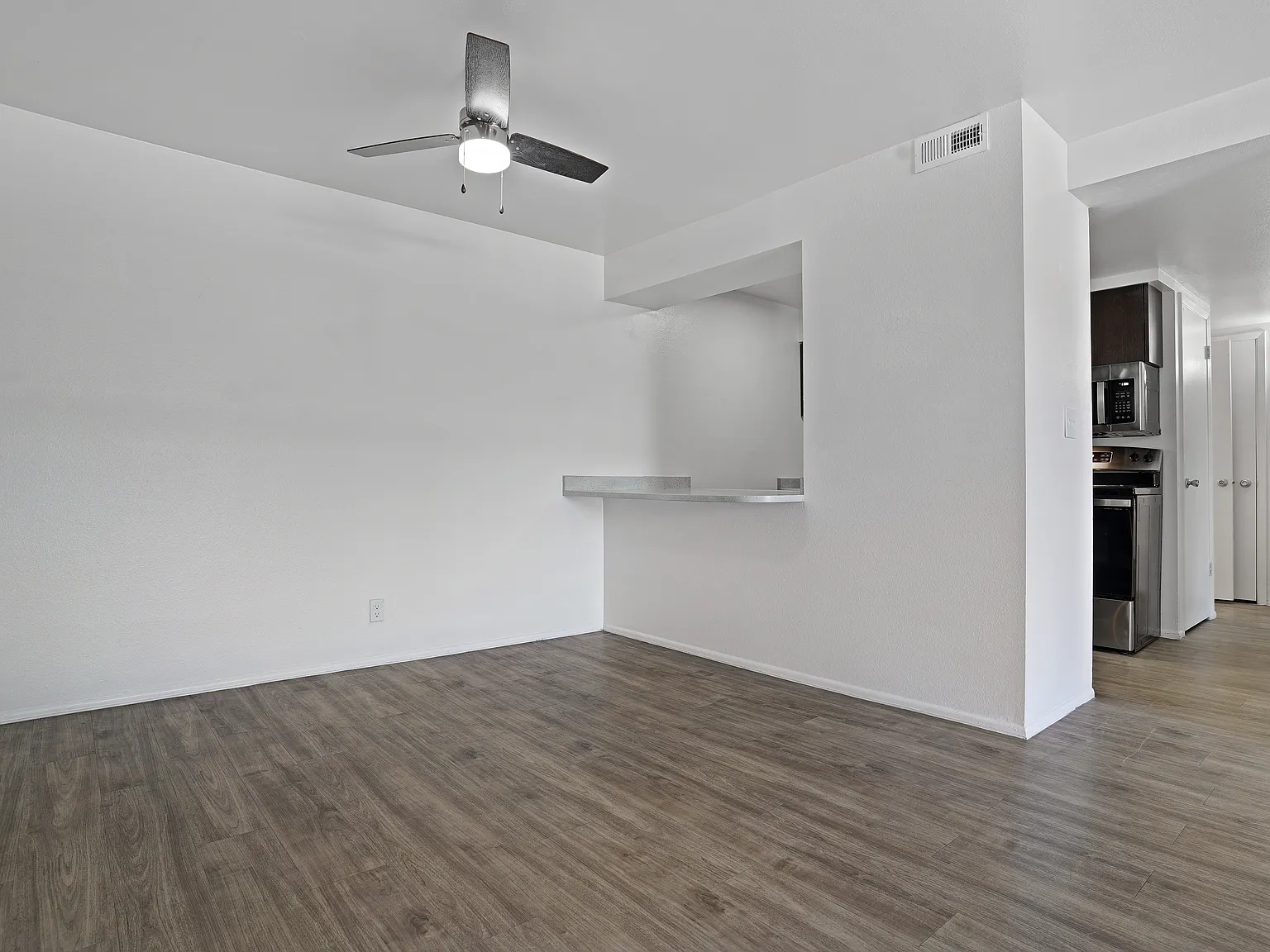 Mountain View at Riverdale Apartments — Photo 4