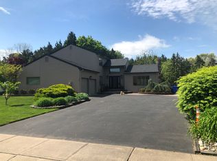 684 Princess Ct, Toms River, NJ
