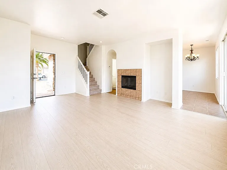 14444 Moon Valley St — Photo 6
