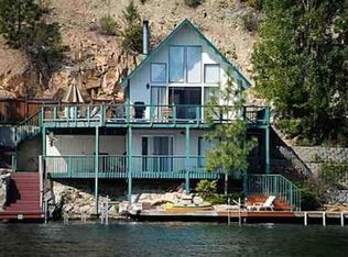 10632 S Lakeshore Rd, Chelan, WA 98816