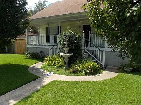 2nd image of 2217 Roosevelt Blvd