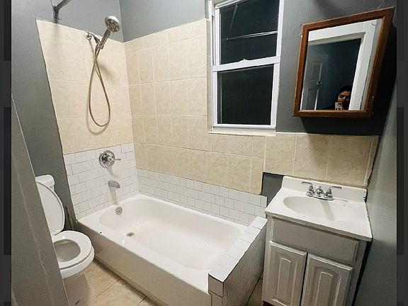 3rd image of 102 Renwick St Floor 3