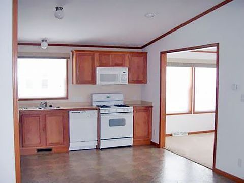 2nd image of 205 Springhill Dr
