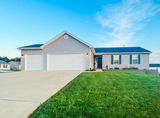 700 Talon Dr, Wright City, MO 63390