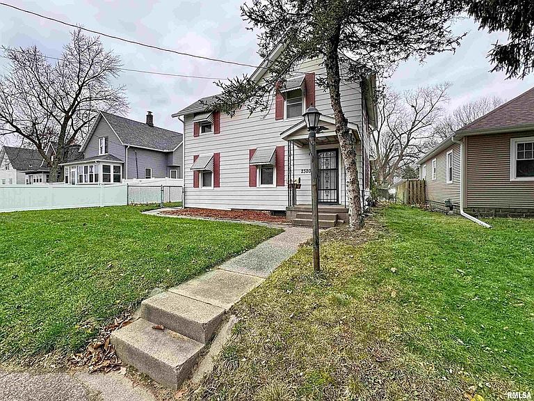 Listing photo 3