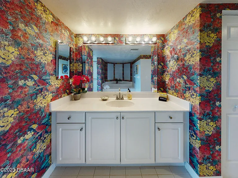 1 John Anderson Dr #Penthouse 7 — Photo 23