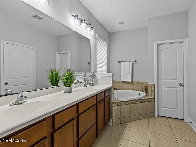 429 Buckhead Ct — Photo 13