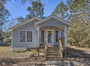 35 Magnolia Ln, Lugoff, SC 29078