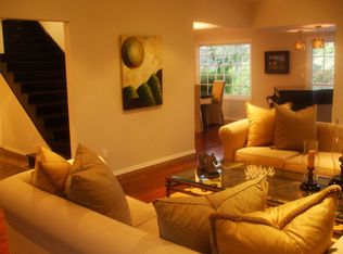 2472 Jupiter Dr, Los Angeles, CA 90046
