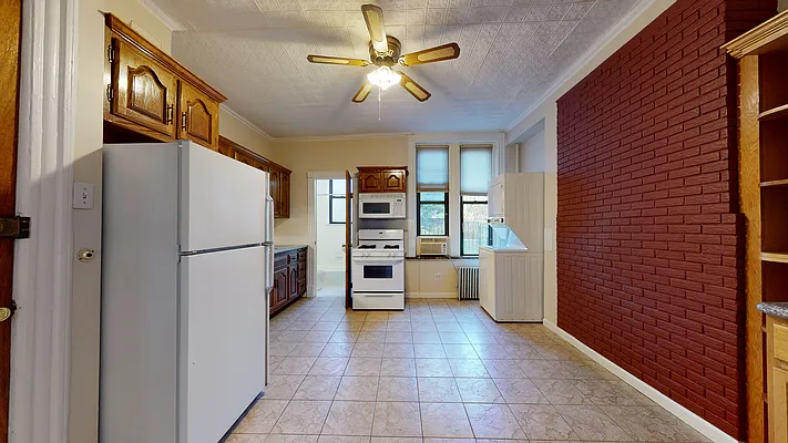 Rented by Brownstone Real Estate | media 3