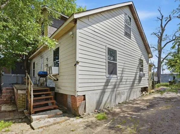 3814 Walker St, Houston, TX 77023