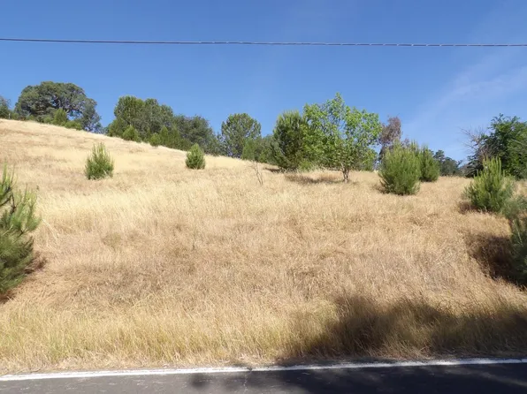 7838 Gabor St, Valley Springs, CA 95252
