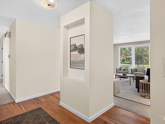 4th image of 1148 N Eagle Hills Way