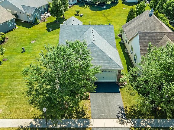 3rd image of 16549 Grandwood Lake Dr
