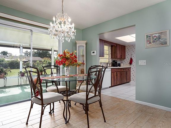 3rd image of 1099 Alladin Dr