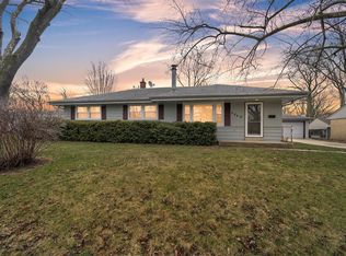 5440 N 24th St, Glendale, WI 53209