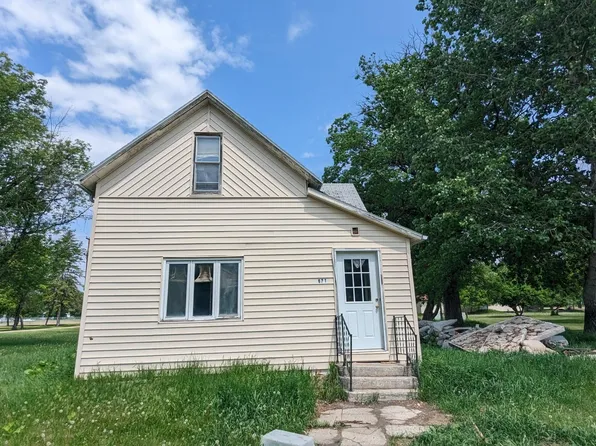 621 Pacific Ave, Saint Vincent, MN 56755