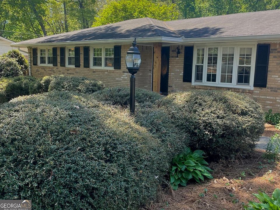 1st image of 146 Lancelot Way