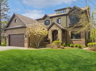 1010 Warrington Rd, Deerfield, IL 60015