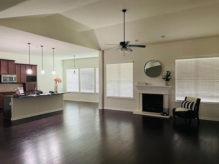 2507 Lou Hollow Pl — Photo 5