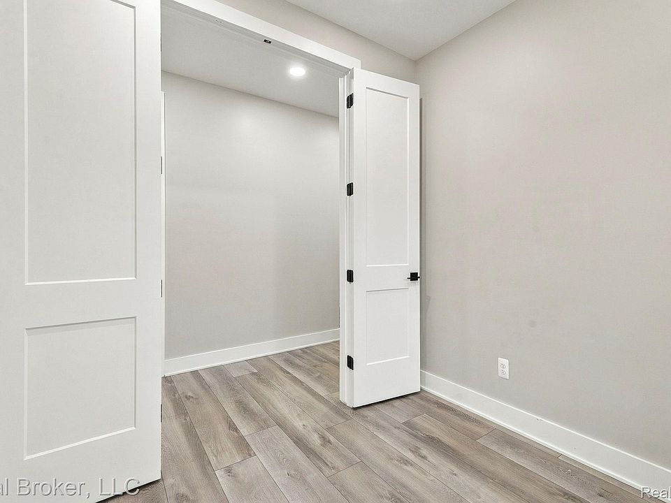 46059 Edgewater Dr, photo 16
