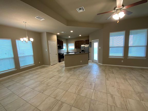 3rd image of 625 Skylar Heights Dr