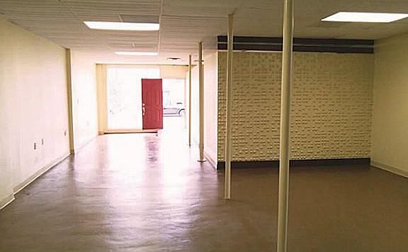 3rd image of 4329 Belmont Ave