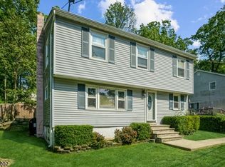 103 New York Ave, Lake Hopatcong, NJ 07849