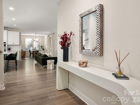 2nd image of 2218 Excalibur Dr