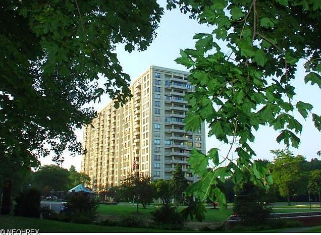 1st image of 1 Lake Shore Blvd Suite 602