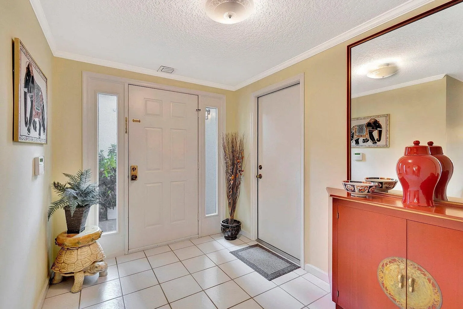 3 bed, 2.0 bath, 1724 sqft, $7,500 — Photo 4