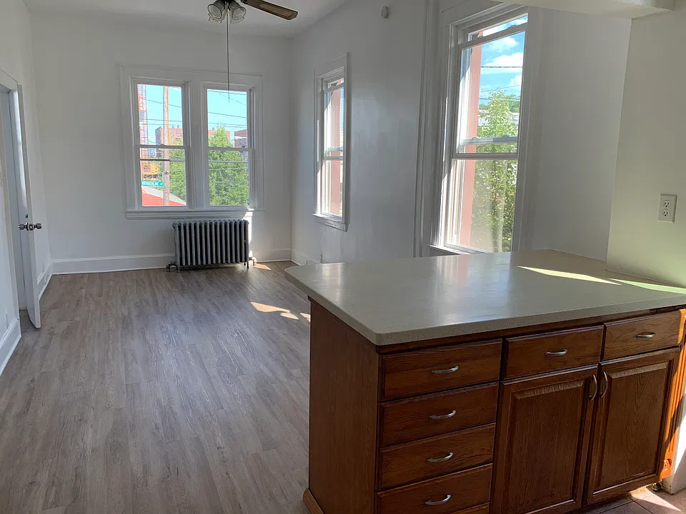 1301 Bergenline Ave #1