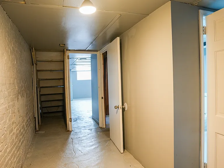 2600 Llewelyn Ave — Photo 13