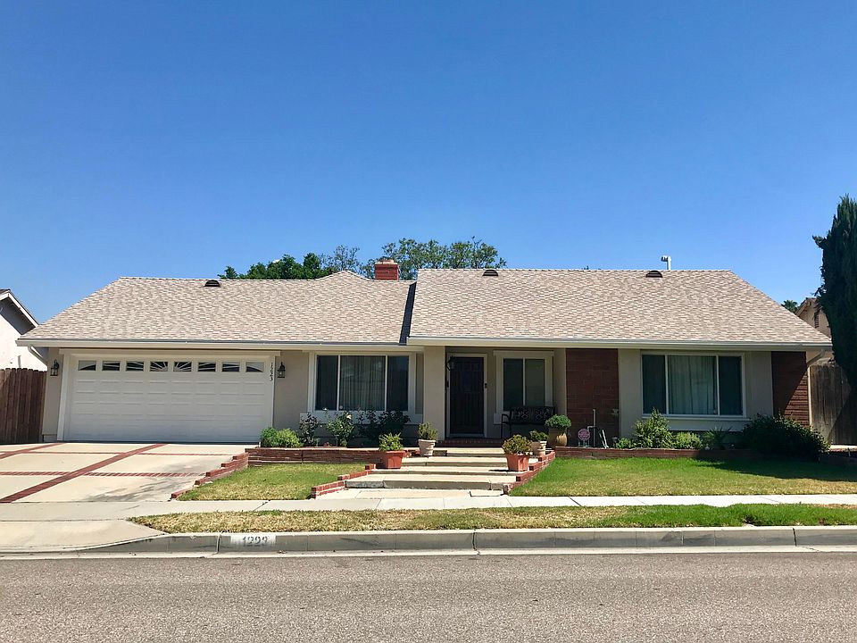 1st image of 1223 E Glendora Ave