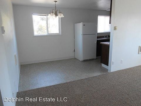 5th image of 166 NE 8th St APT 1