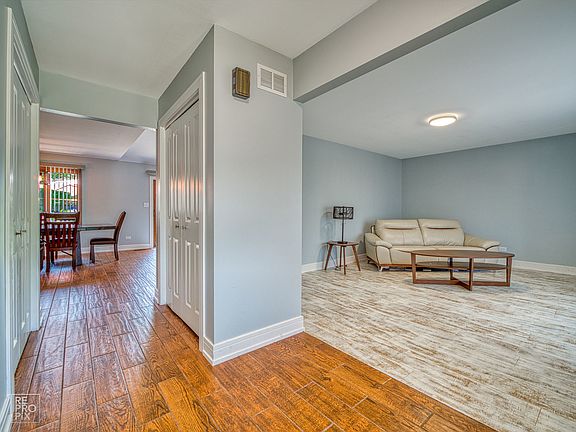 4th image of 13447 Farm View St