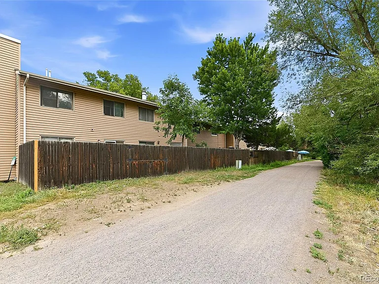 1910 Centaur Cir — Photo 20