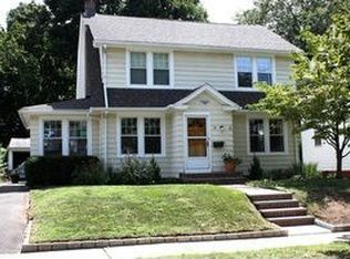 30 Wood St, Hamden, CT 06517