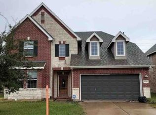 8343 Quiet Bay Dr, Baytown, TX 77523
