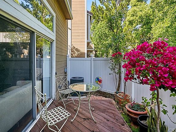 5th image of 1921 Glenoaks Blvd Unit 194