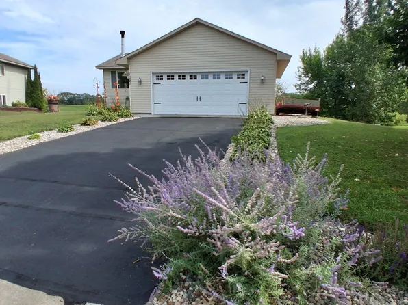 1027 Meadow St, Cologne, MN 55322