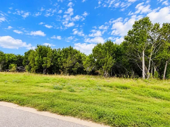 8504 Dornoch St, Cleburne, TX 76033