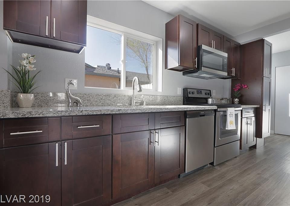 1st image of 2211 Cedar Ave