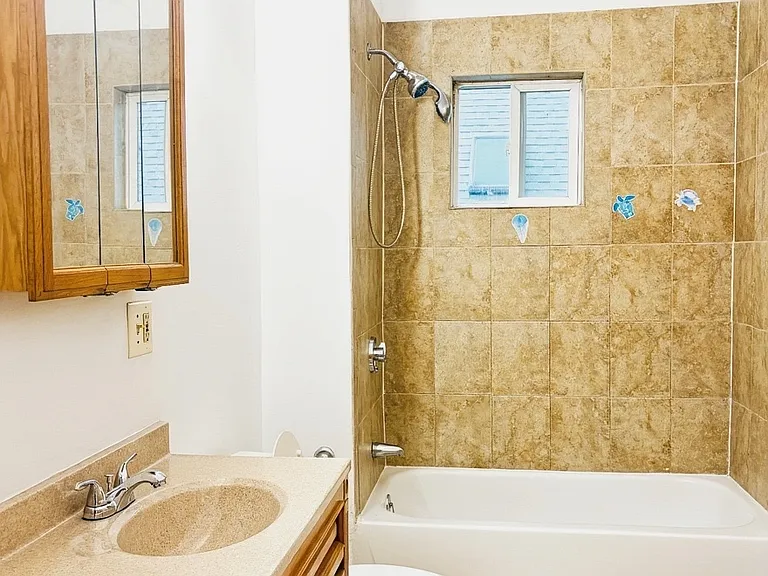 394 Spring St #3 — Photo 14