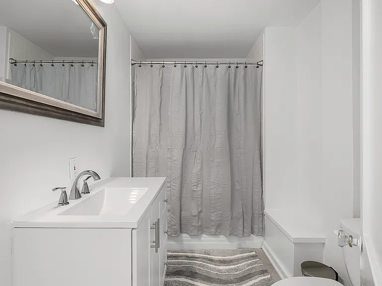 1901 W 42nd Ave — Photo 14