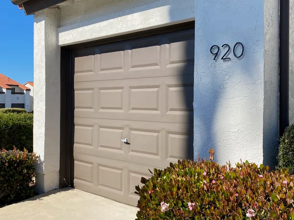 920 Fuchsia Ln, Carlsbad, CA 92011