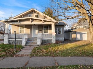 1117 17th Ave, Moline, IL