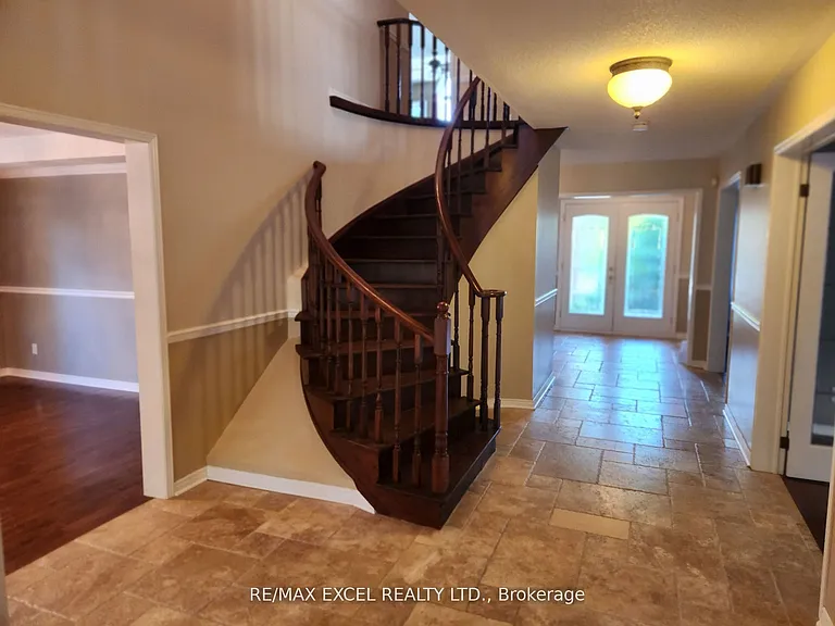 316 Alex Doner Dr #MAIN — Photo 8
