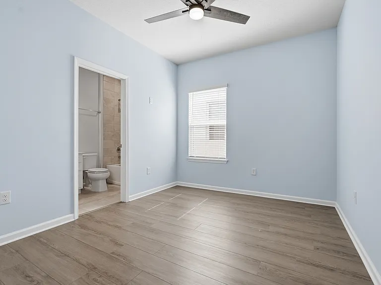Bedroom 4 with en-suite bathroom